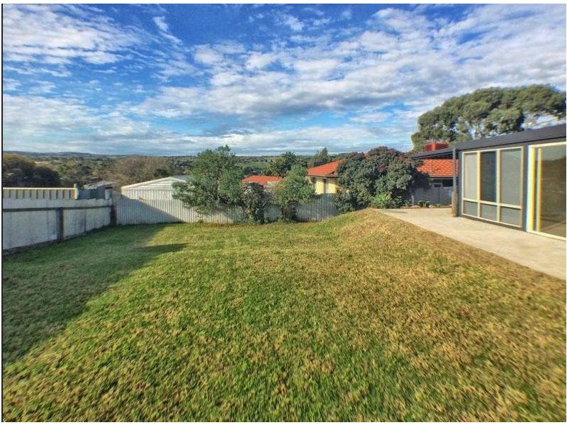 13 Essexvale Avenue, Huntfield Heights SA 5163