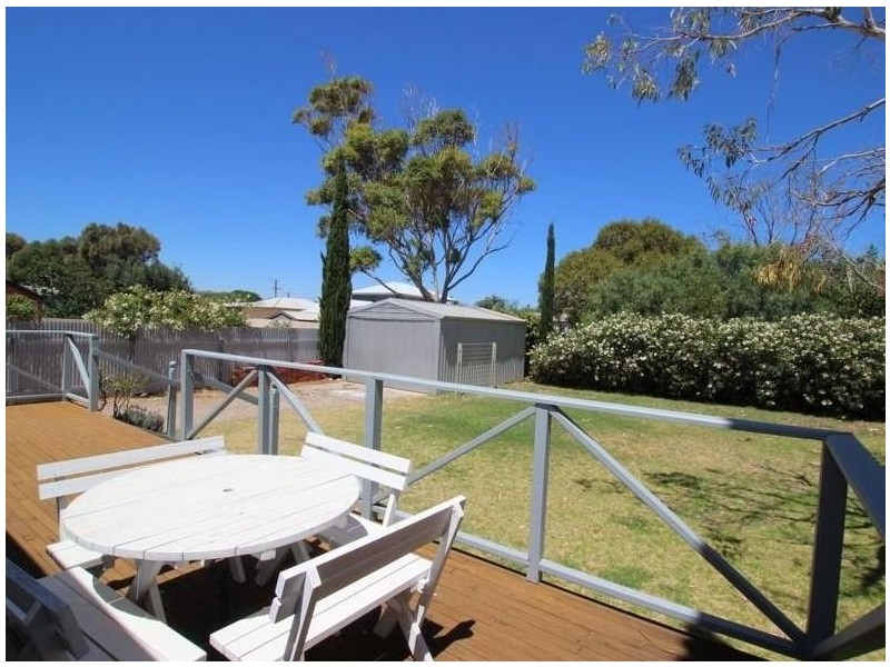 20 Harvey Crescent, Aldinga Beach SA 5173