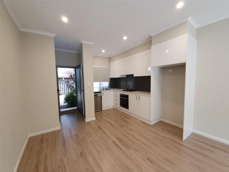 3/6 Vincent Street, Christies Beach SA 5165