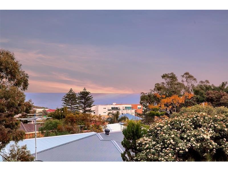 2/20 Maturin Avenue, Christies Beach SA 5165