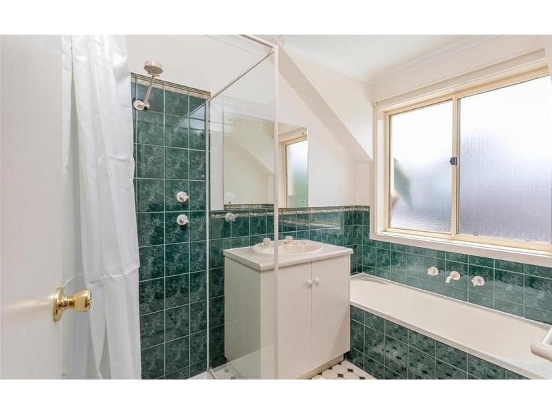 9 Hazeltine Drive, Seaford Rise SA 5169