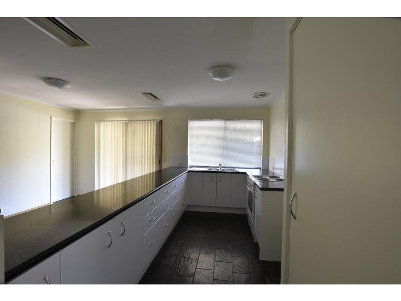 14 Ella Crescent, O’halloran Hill SA 5158