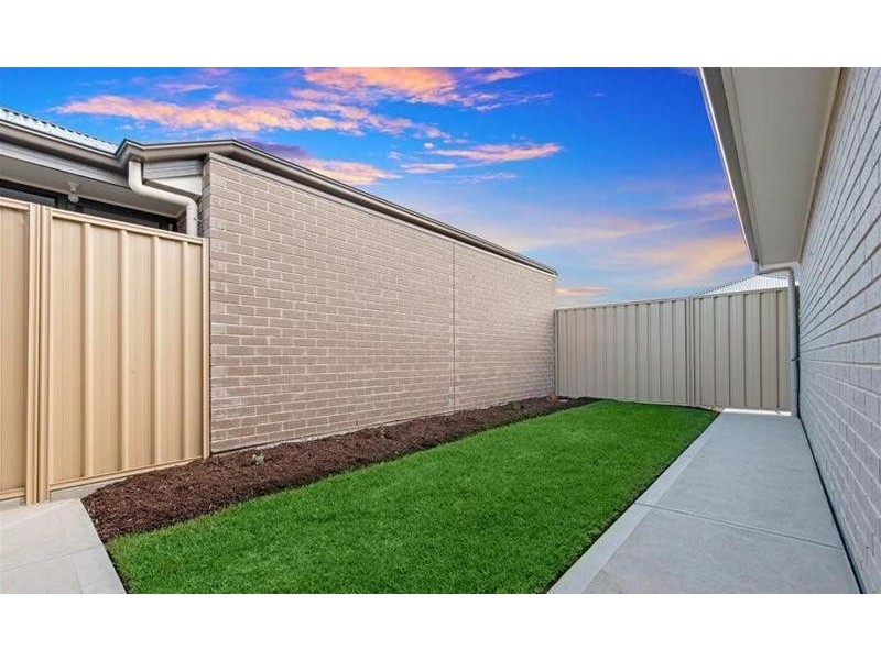 7 Magellan Road, Seaford Meadows SA 5169