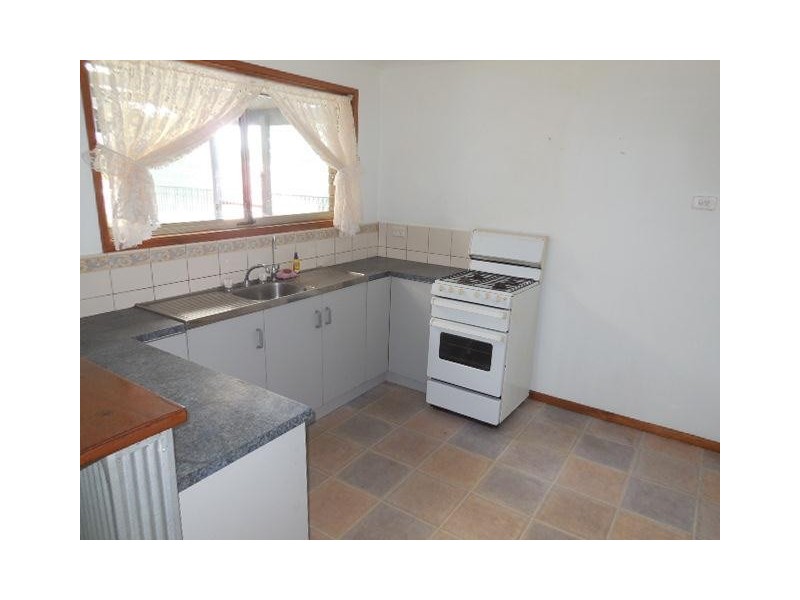 27 Greenlees Parade, Aldinga Beach SA 5173