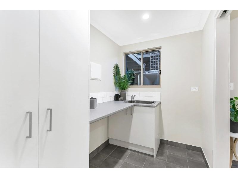 1/24 Taunton Parade, Christies Beach SA 5165