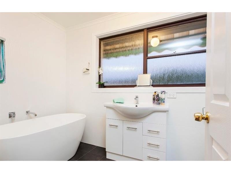 15 Castine Street, Port Noarlunga SA 5167