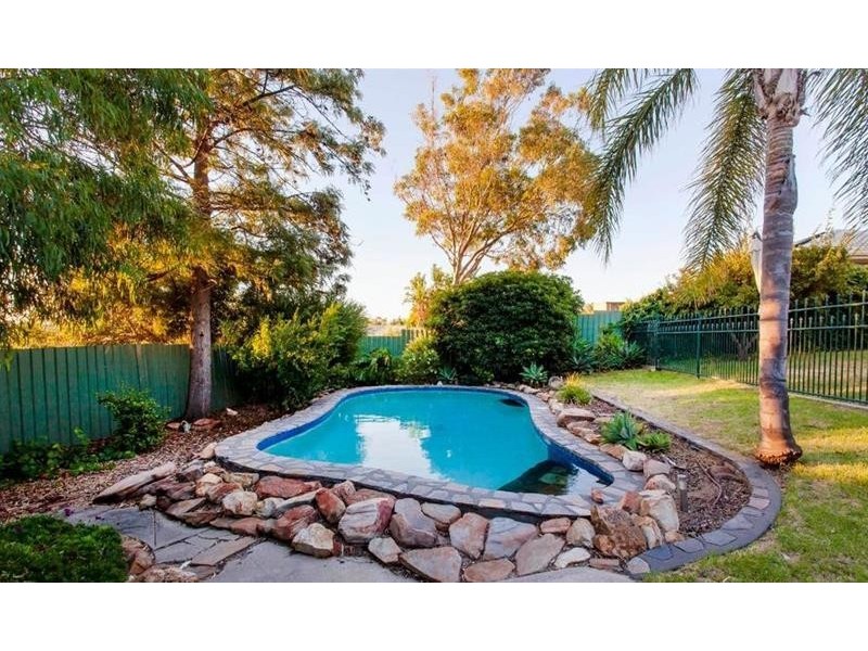 15 Castine Street, Port Noarlunga SA 5167