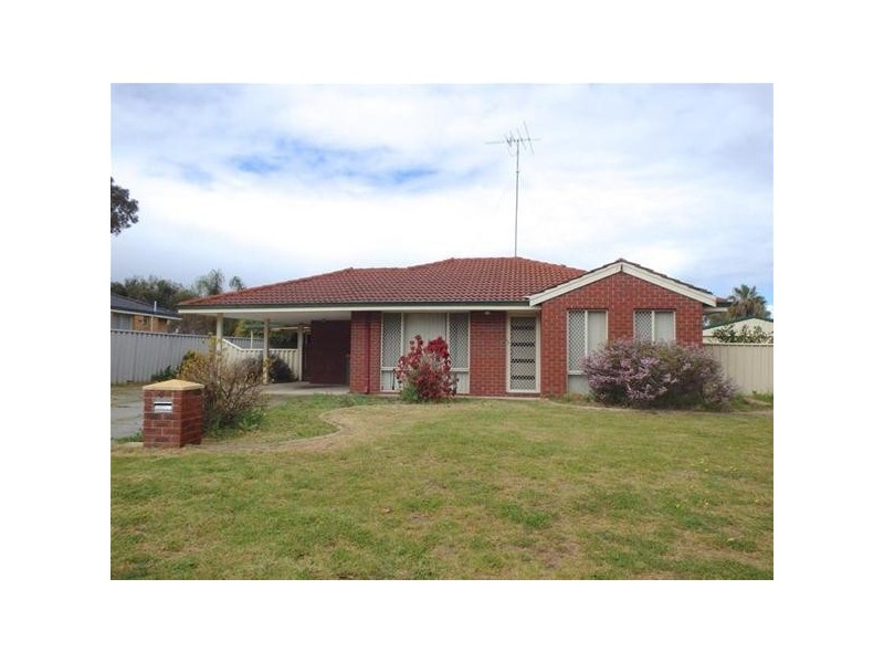 4 Achilles Place, Greenfields WA 6210
