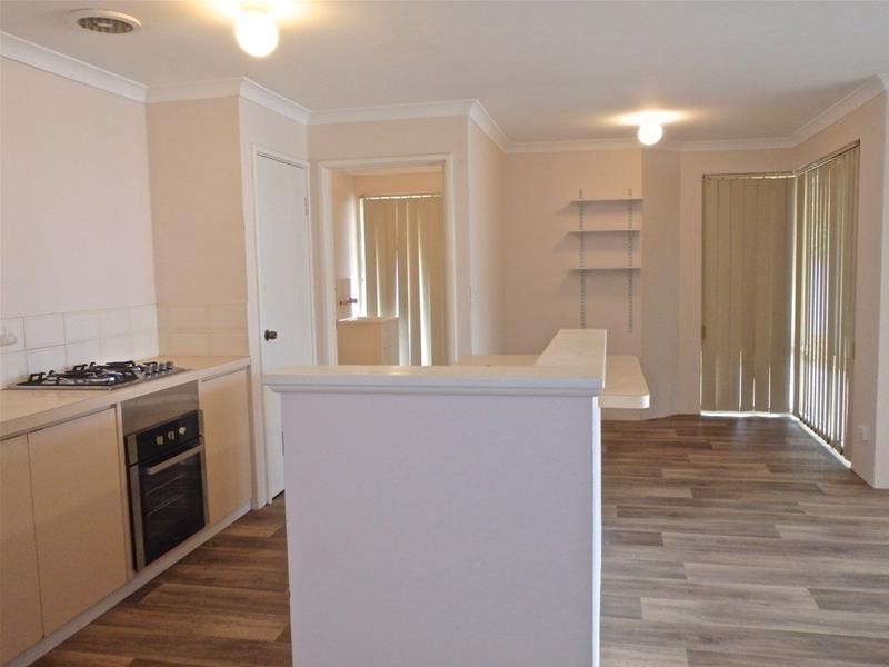 4 Achilles Place, Greenfields WA 6210