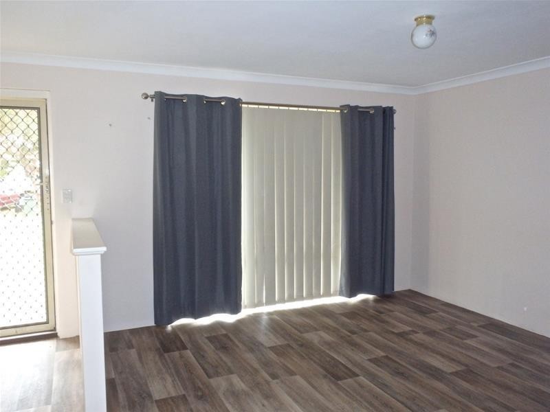 4 Achilles Place, Greenfields WA 6210