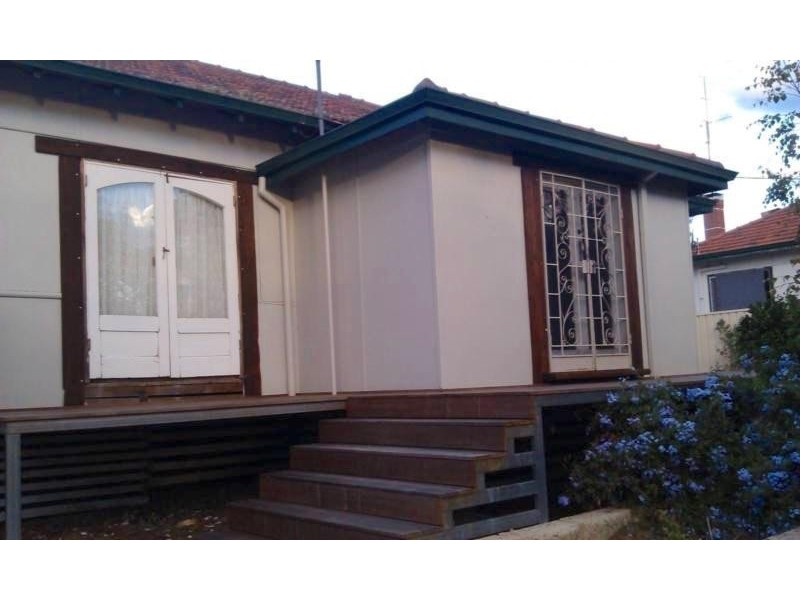 90 Fouracre Street, Waroona WA 6215