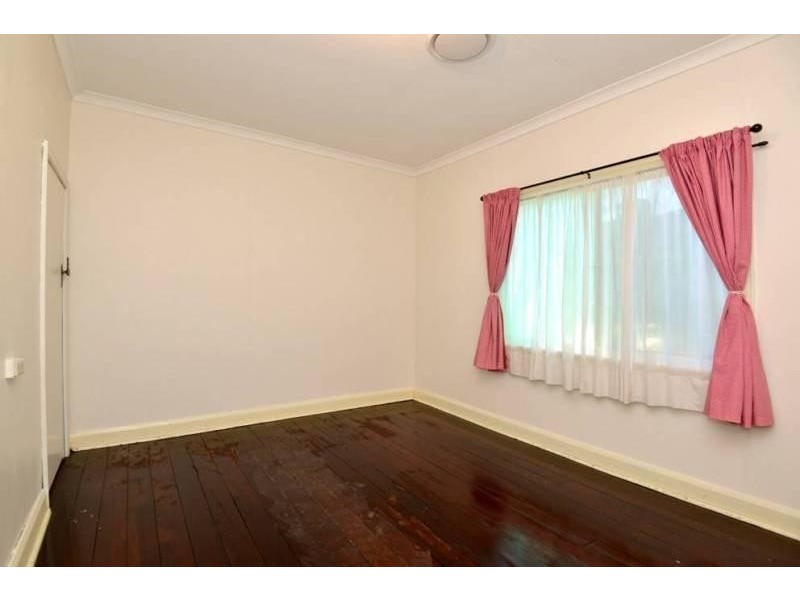 90 Fouracre Street, Waroona WA 6215