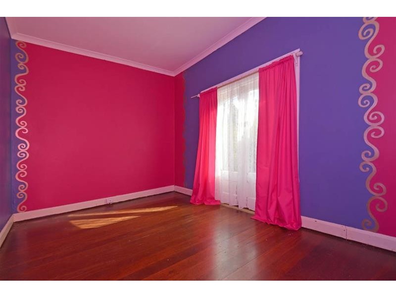 90 Fouracre Street, Waroona WA 6215