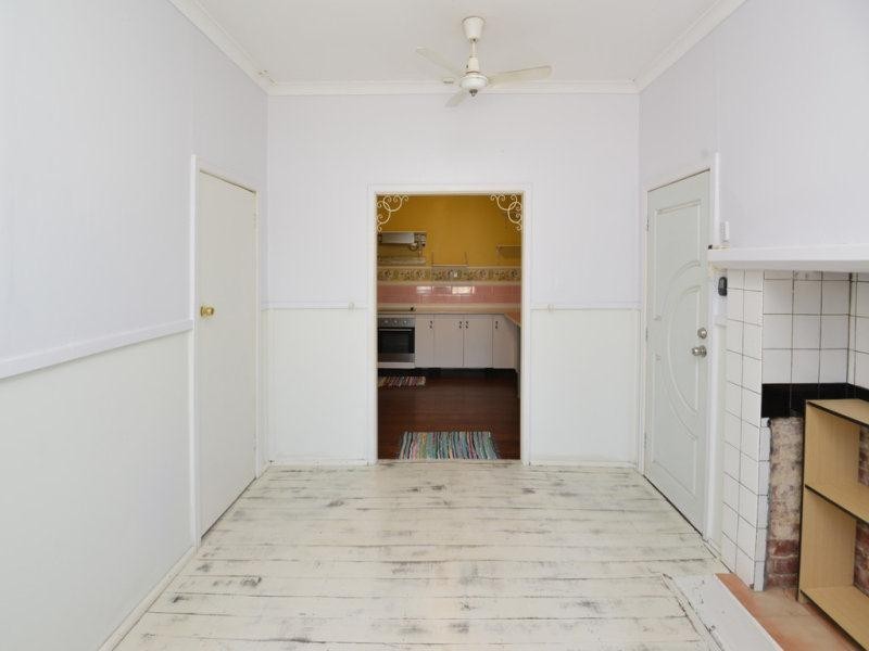 90 Fouracre Street, Waroona WA 6215