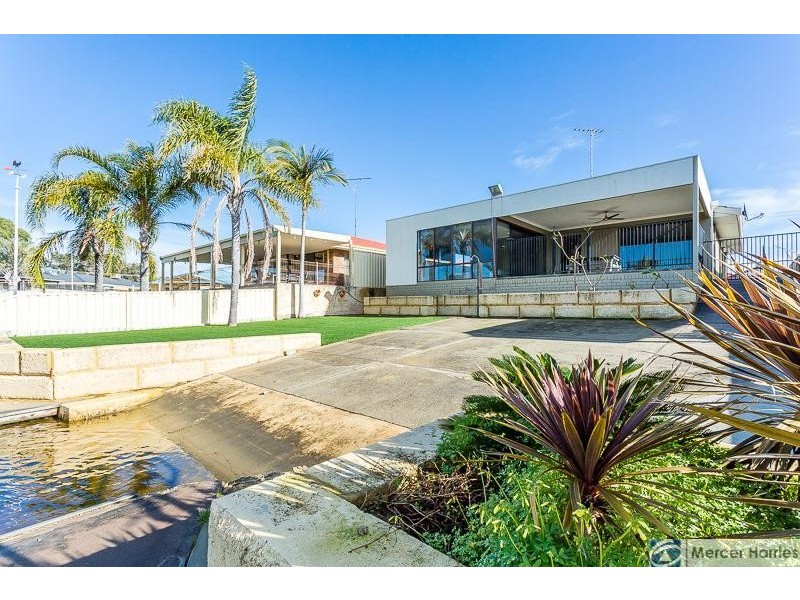 8 Tanderra Place, South Yunderup WA 6208