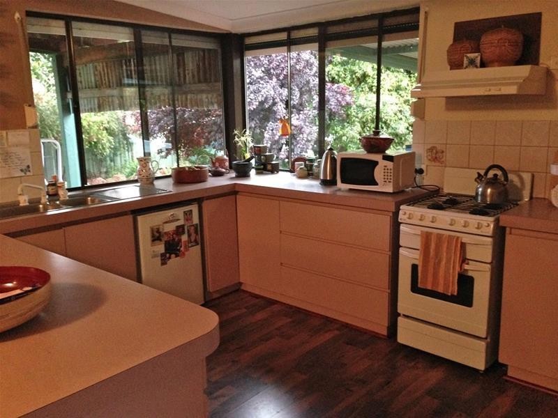 18 Begonia Court, Dwellingup WA 6213