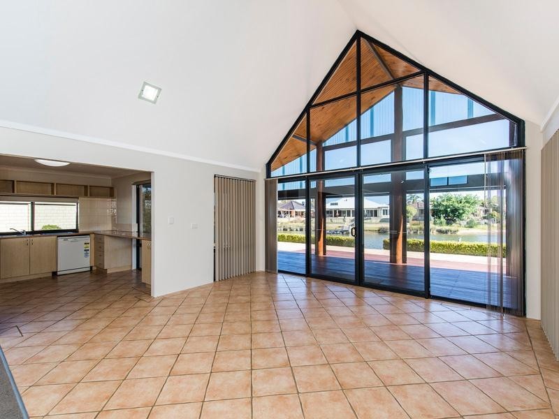 44 Banksia Terrace, South Yunderup WA 6208