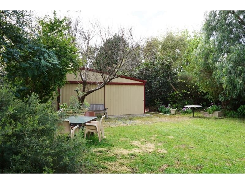 12 Green Street, Waroona WA 6215