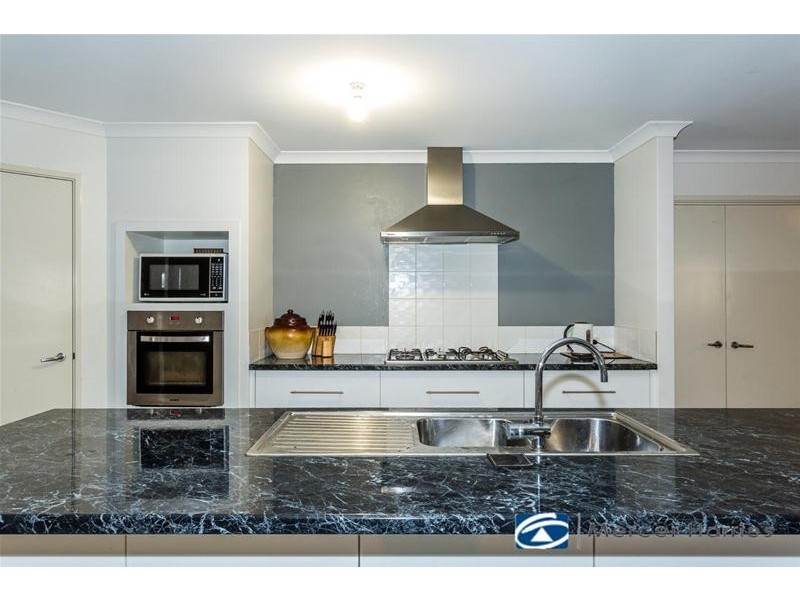 21 Greenacre Street, Pinjarra WA 6208