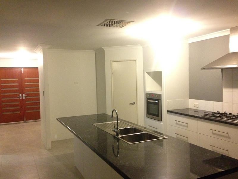 21 Greenacre Street, Pinjarra WA 6208