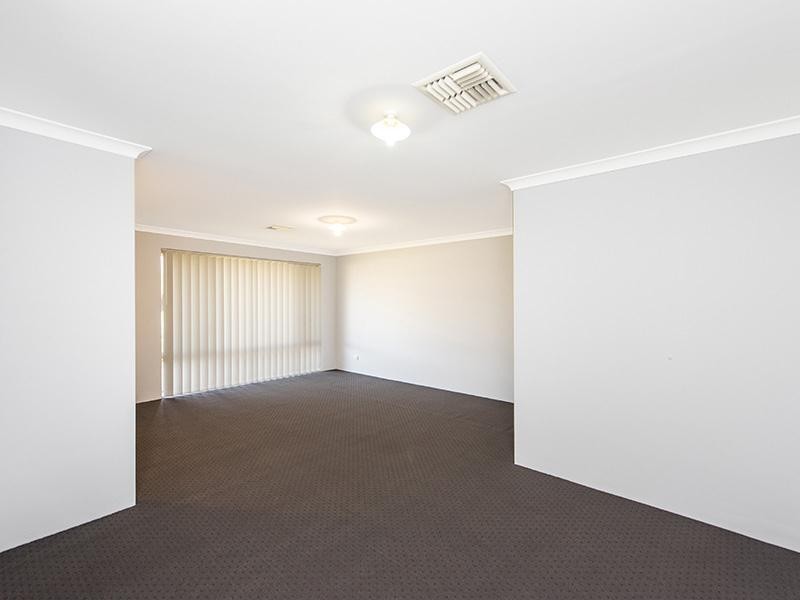 21 Deering Drive, North Yunderup WA 6208