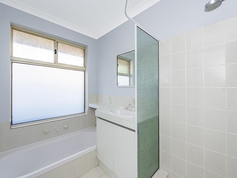 21 Deering Drive, North Yunderup WA 6208