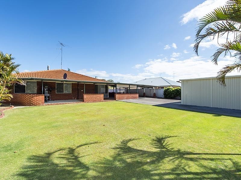 21 Deering Drive, North Yunderup WA 6208