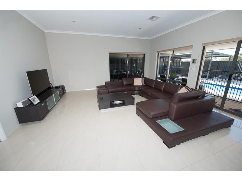 84 Hotham Avenue, Boddington WA 6390