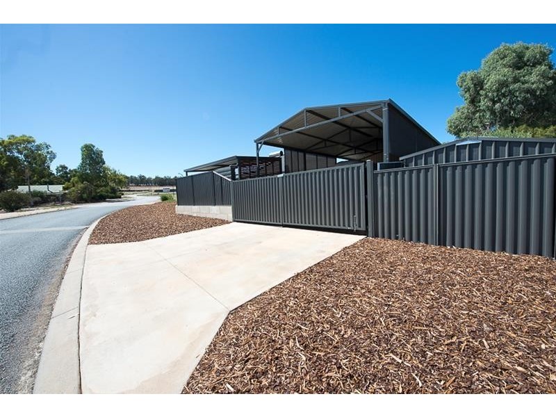 84 Hotham Avenue, Boddington WA 6390