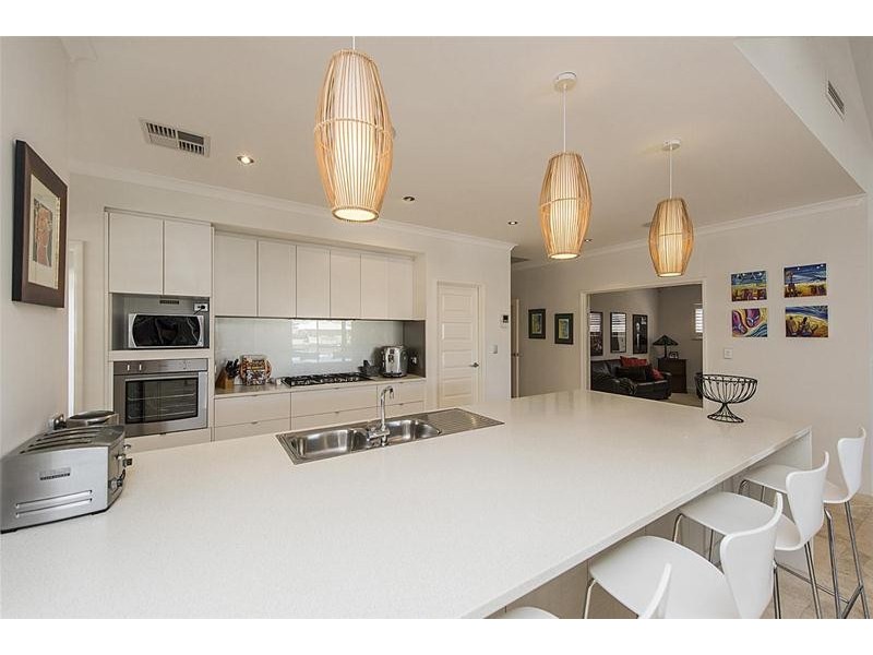 81 Kiap Road, South Yunderup WA 6208