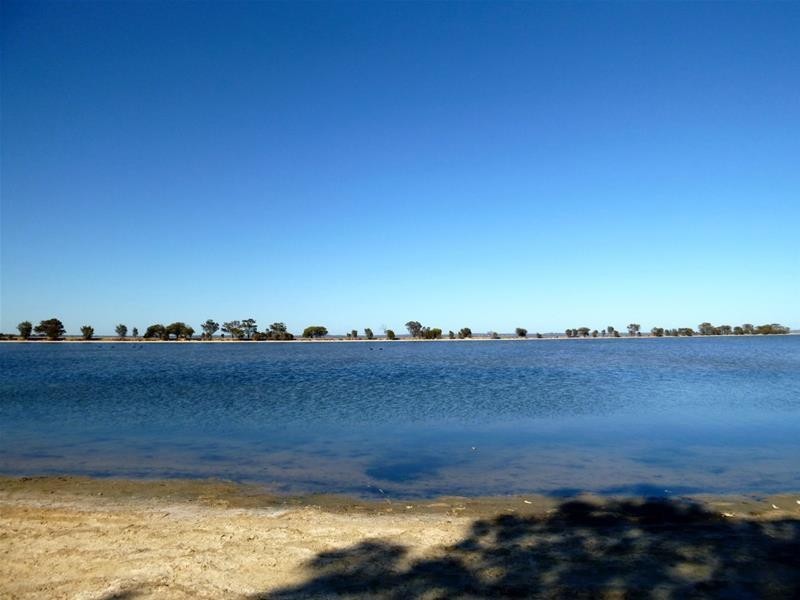 18 Wellya Crescent, South Yunderup WA 6208