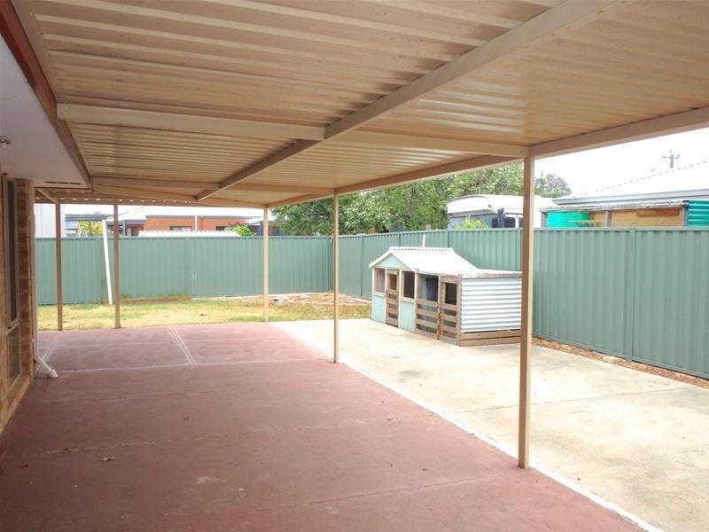 15 Warr Street, Pinjarra WA 6208