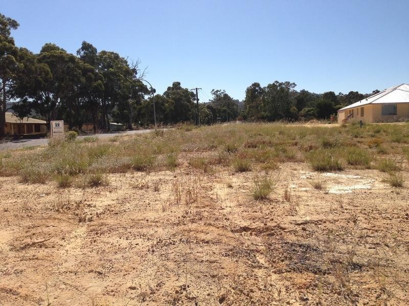 1 Harrison Way, Waroona WA 6215