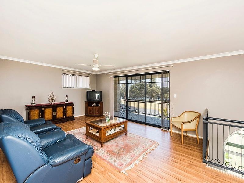 21 Moyup Way, South Yunderup WA 6208