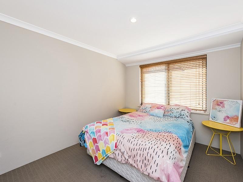 12 Hamlet Pass, Pinjarra WA 6208