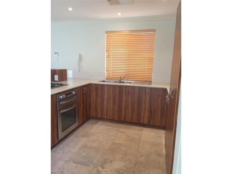 21 Kiap, South Yunderup WA 6208