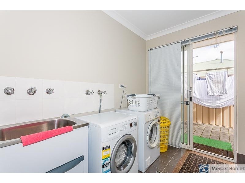 35 Nancarrow Way, Ravenswood WA 6208