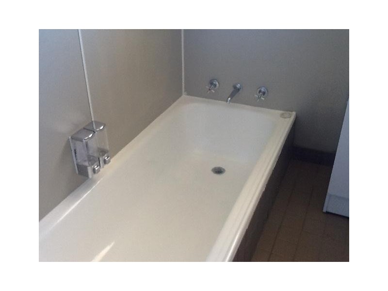 8 Fitzpatrick Place, Waroona WA 6215