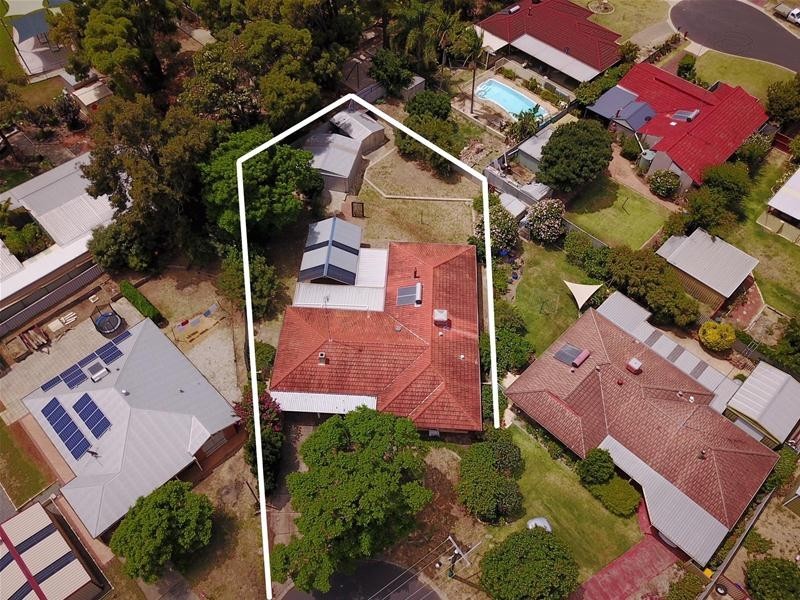 31 Alexander Drive, Waroona WA 6215