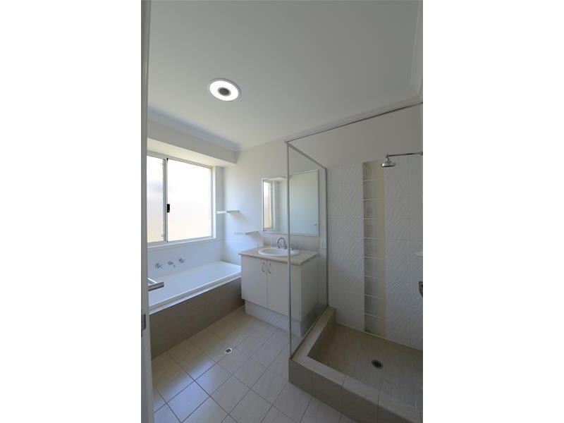 11 Gibbs Circuit, Ravenswood WA 6208