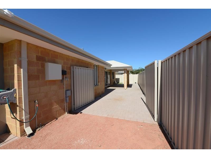 11 Gibbs Circuit, Ravenswood WA 6208