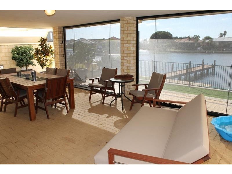 112 Murray Waters Boulevard, South Yunderup WA 6208