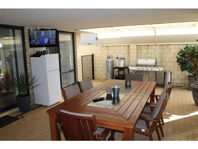 112 Murray Waters Boulevard, South Yunderup WA 6208