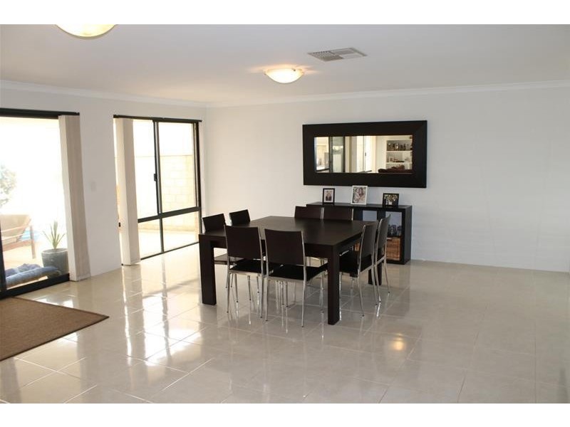 112 Murray Waters Boulevard, South Yunderup WA 6208