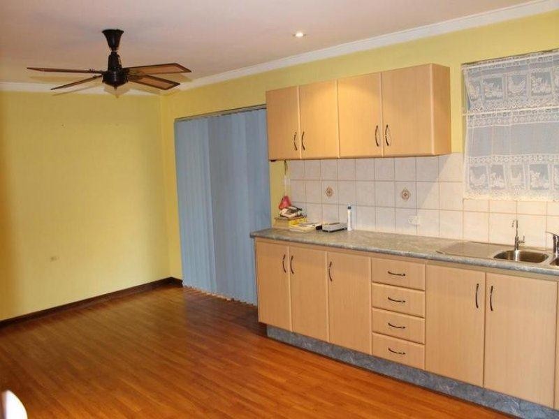 2 Peter Street, Pinjarra WA 6208