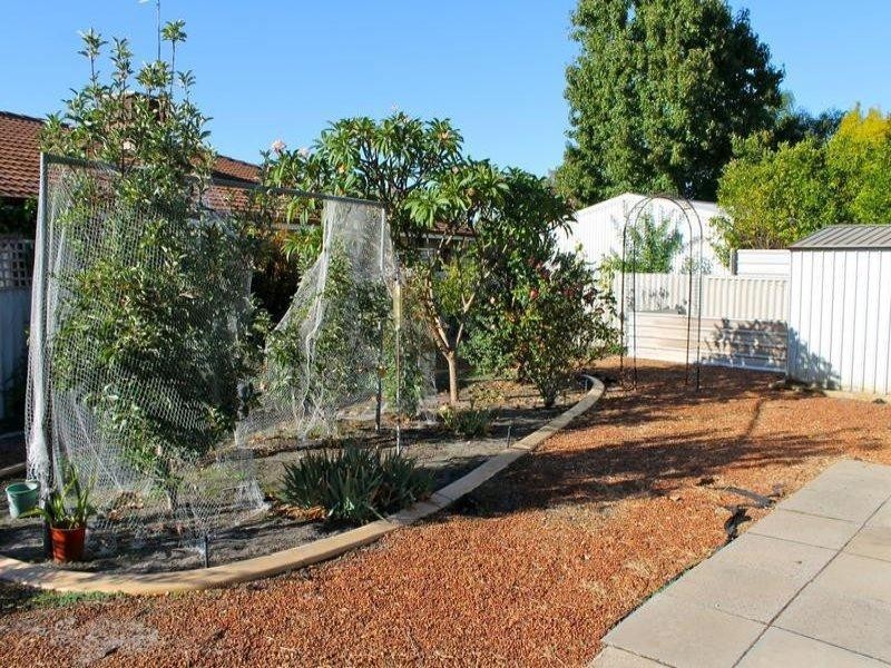 2 Peter Street, Pinjarra WA 6208