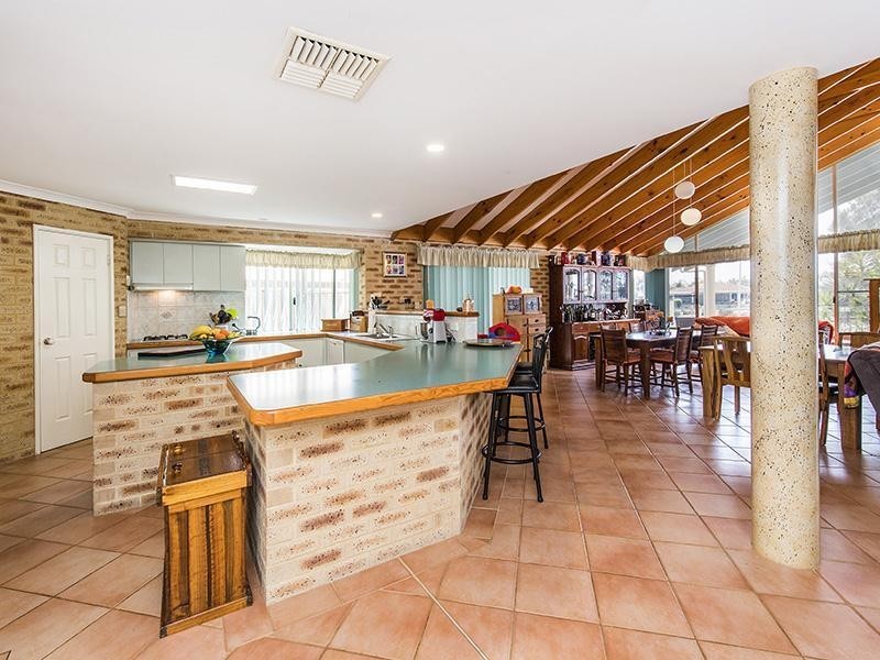 25 Heron Place, South Yunderup WA 6208