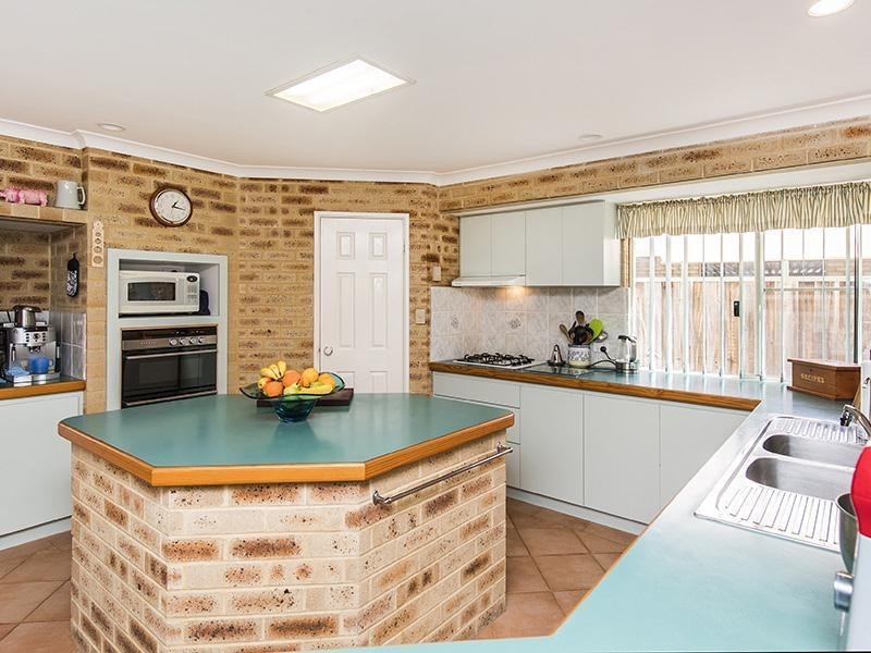 25 Heron Place, South Yunderup WA 6208