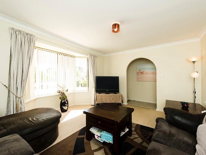 5 Humphrey Street, Pinjarra WA 6208