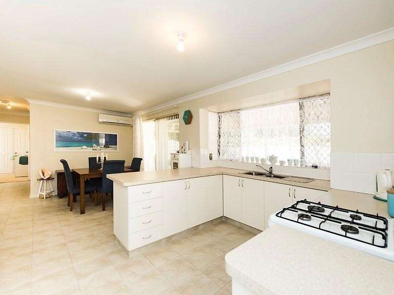 5 Humphrey Street, Pinjarra WA 6208